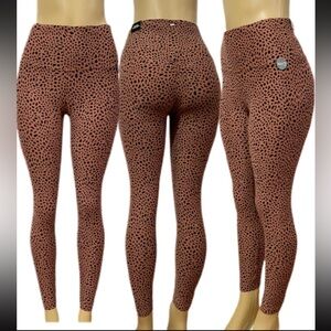 Victoria’s Secret PINK High-Waist 7/8 Yoga Leggings – Cheetah Print